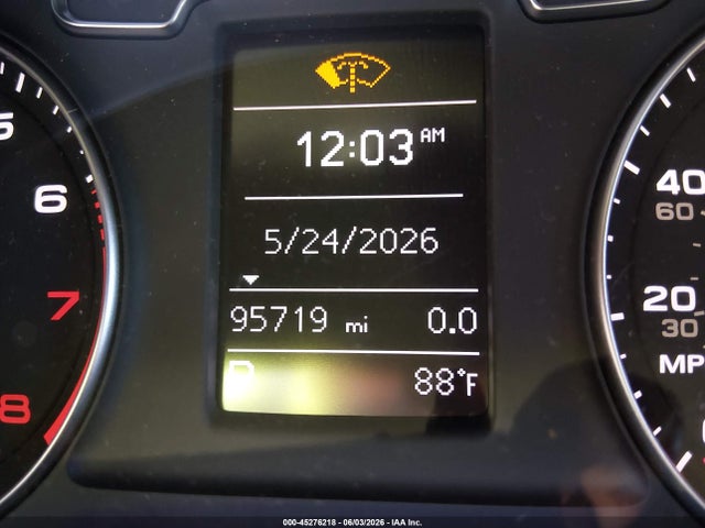 45276218 :رقم المزاد ، WA1ECCFS1JR029229 vin ، 2018 Audi Q3 2.0t Premium/2.0t Sport Premium مزاد بيع