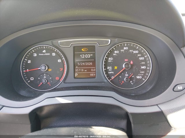 45276218 :رقم المزاد ، WA1ECCFS1JR029229 vin ، 2018 Audi Q3 2.0t Premium/2.0t Sport Premium مزاد بيع
