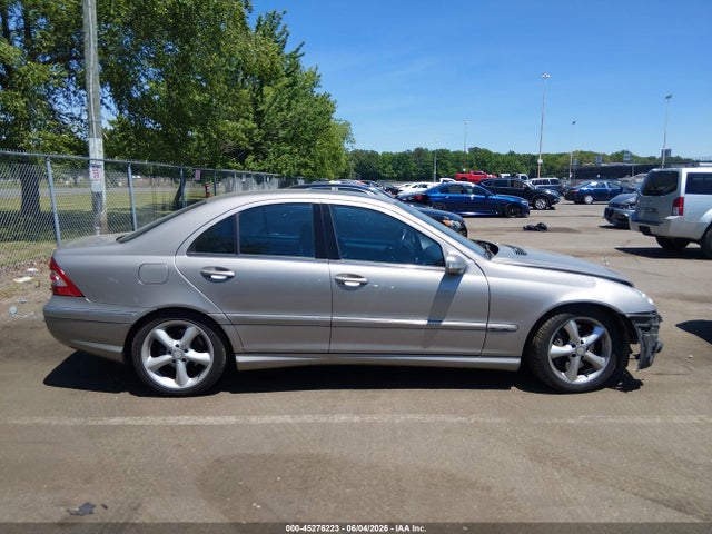 45276223 :رقم المزاد ، WDBRF40J25A685169 vin ، 2005 Mercedes-benz C 230 Kompressor Sport مزاد بيع