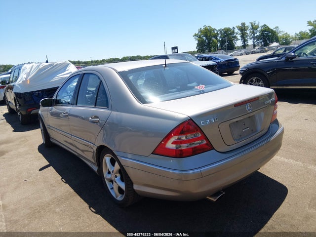 45276223 :رقم المزاد ، WDBRF40J25A685169 vin ، 2005 Mercedes-benz C 230 Kompressor Sport مزاد بيع