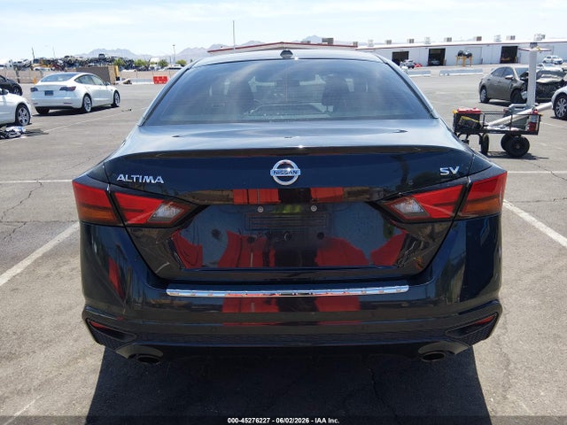1N4BL4DVXMN302147 Nissan Altima Sv Fwd