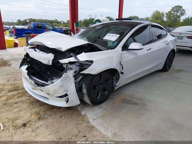Tesla Model 3 Rear-wheel Drive 2023 5YJ3E1EAXPF493901 Image 2