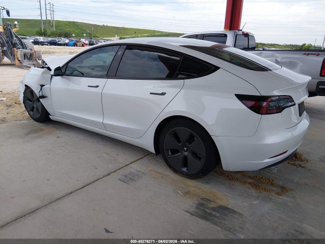 Tesla Model 3 Rear-wheel Drive 2023 5YJ3E1EAXPF493901 Image 3