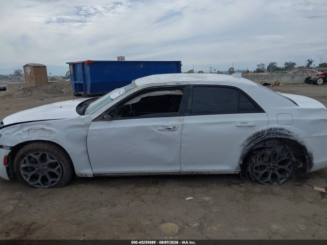 Chrysler 300 300s Awd 2018 2C3CCAGG4JH202046 Image 11