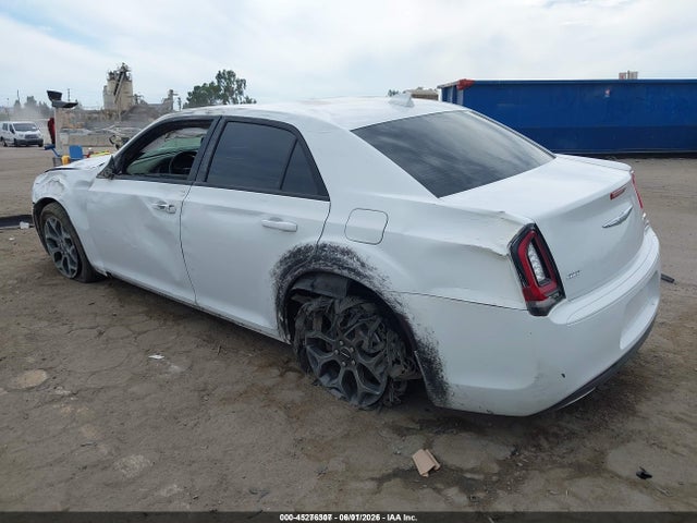 Chrysler 300 300s Awd 2018 2C3CCAGG4JH202046 Image 2