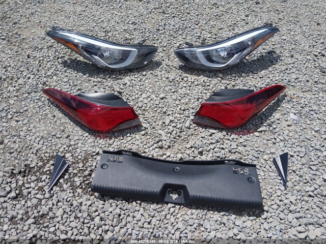 5NPDH4AEXGH721600 Hyundai ELANTRA SE