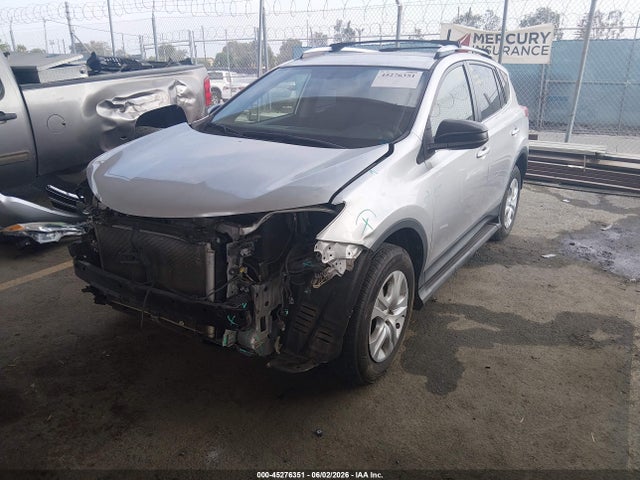 JTMZFREV6EJ009723 Toyota RAV4 LE