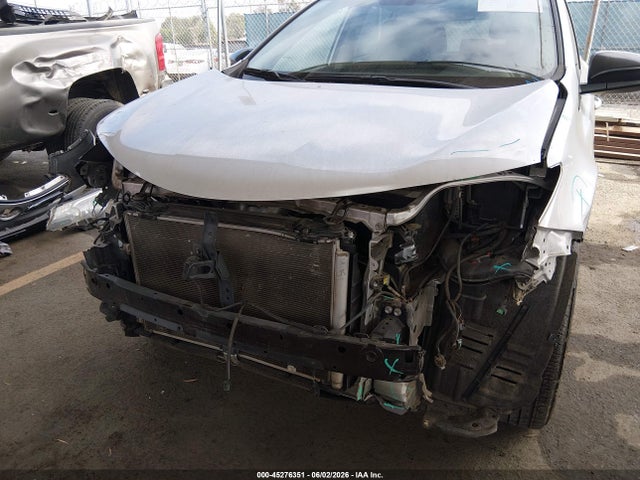 JTMZFREV6EJ009723 Toyota RAV4 LE