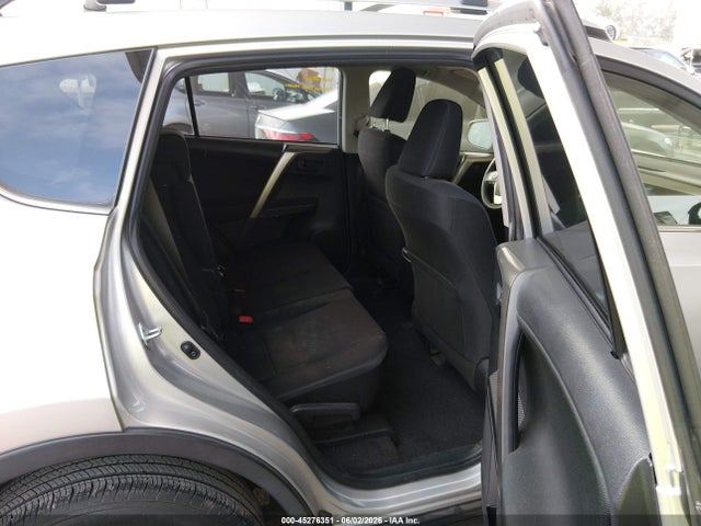 JTMZFREV6EJ009723 Toyota RAV4 LE