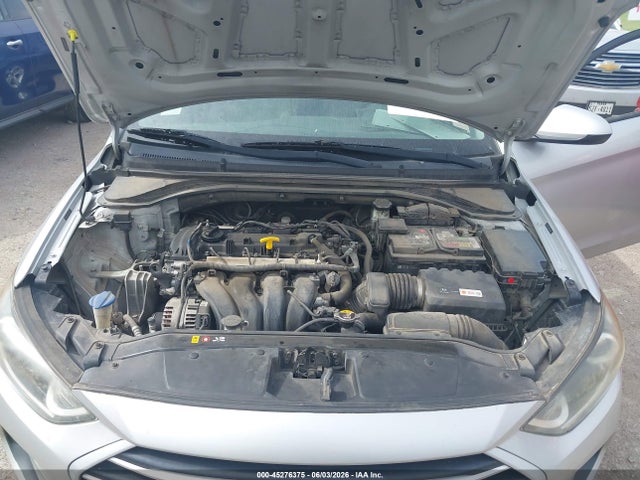Продажа на аукционе авто 2017 Hyundai Elantra Se, vin: 5NPD74LF8HH115660, номер лота: 45276375