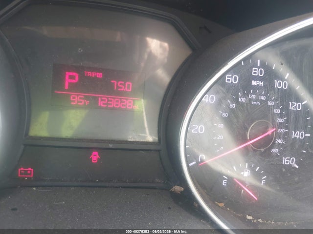 Продажа на аукционе авто 2016 Kia Sedona Lx, vin: KNDMB5C16G6099962, номер лота: 45276383