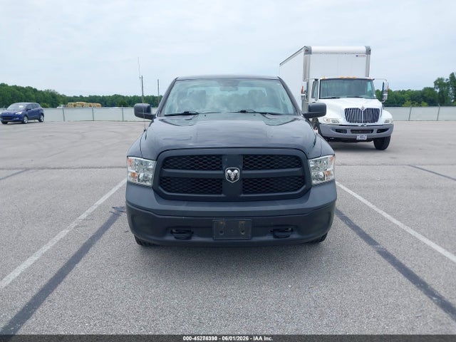 45276390 :رقم المزاد ، 1C6RR7FG9JS306699 vin ، 2018 Ram 1500 Tradesman  4x4 6'4 Box مزاد بيع