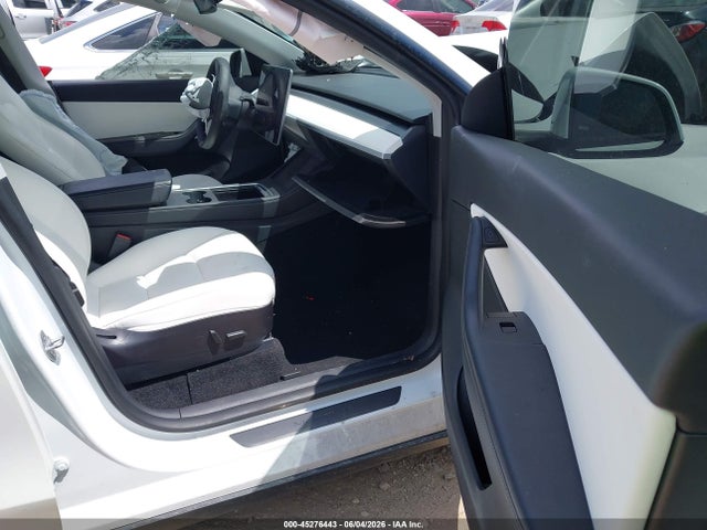 45276443 :رقم المزاد ، 5YJYGDEE4MF305325 vin ، 2021 Tesla Model Y Long Range Dual Motor All-wheel Drive مزاد بيع