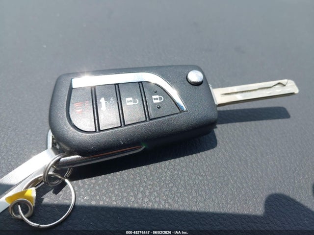45276447 :رقم المزاد ، 4T1C11AK4PU766408 vin ، 2023 Toyota Camry Le مزاد بيع