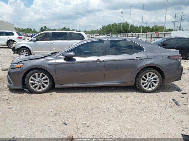 45276447 :رقم المزاد ، 4T1C11AK4PU766408 vin ، 2023 Toyota Camry Le مزاد بيع