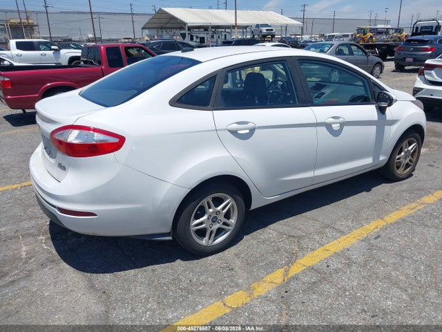 Ford FIESTA SE 2019 3FADP4BJ2KM120169 Image 4