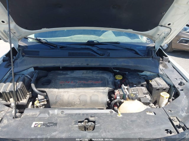 2018 Jeep Compass Latitude Fwd მანქანა იყიდება აუქციონზე, vin: 3C4NJCBB0JT182385, აუქციონის ნომერი: 45276521
