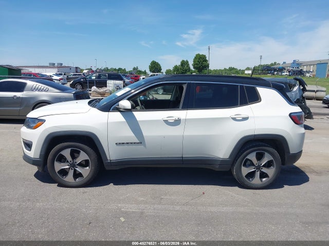 2018 Jeep Compass Latitude Fwd მანქანა იყიდება აუქციონზე, vin: 3C4NJCBB0JT182385, აუქციონის ნომერი: 45276521