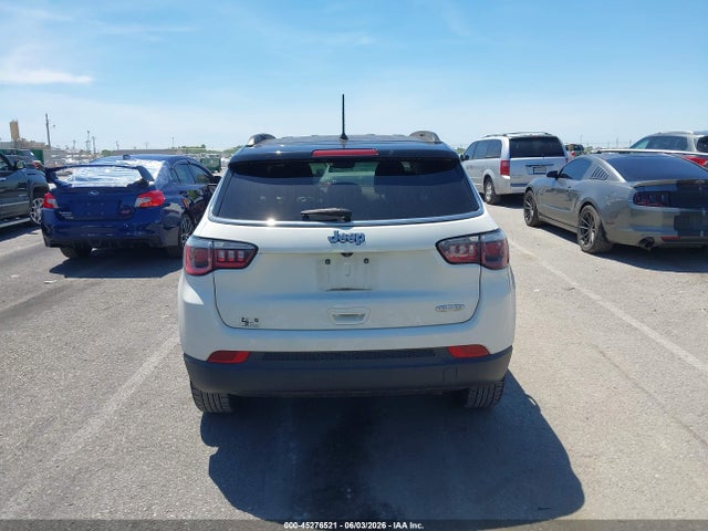 2018 Jeep Compass Latitude Fwd მანქანა იყიდება აუქციონზე, vin: 3C4NJCBB0JT182385, აუქციონის ნომერი: 45276521
