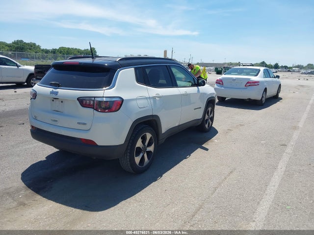 2018 Jeep Compass Latitude Fwd მანქანა იყიდება აუქციონზე, vin: 3C4NJCBB0JT182385, აუქციონის ნომერი: 45276521