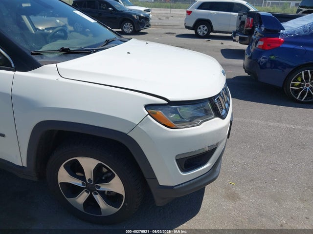 2018 Jeep Compass Latitude Fwd მანქანა იყიდება აუქციონზე, vin: 3C4NJCBB0JT182385, აუქციონის ნომერი: 45276521