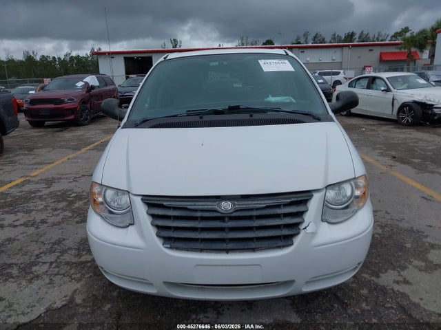 45276646 :رقم المزاد ، 2C4GP44R55R173519 vin ، 2005 Chrysler Town & Country Lx مزاد بيع