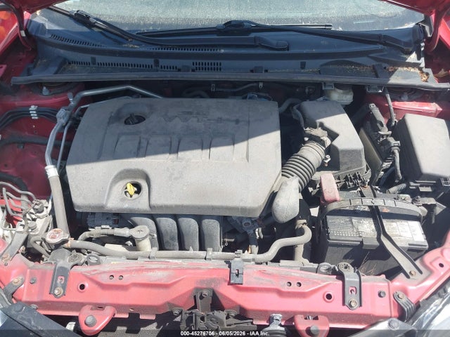 2T1BURHE6JC982951 Toyota COROLLA LE