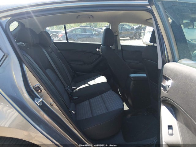 45276721 :رقم المزاد ، KNAFX5A89F5318618 vin ، 2015 Kia Forte Ex مزاد بيع