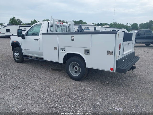 45276727 :رقم المزاد ، 1GD39SEY6MF230962 vin ، 2021 Gmc Sierra 3500hd Chassis مزاد بيع