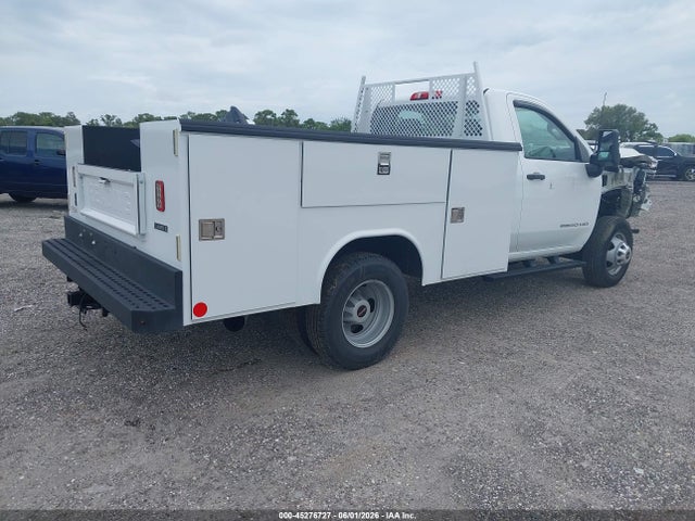45276727 :رقم المزاد ، 1GD39SEY6MF230962 vin ، 2021 Gmc Sierra 3500hd Chassis مزاد بيع