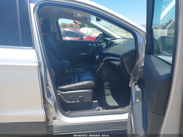 45276732 :رقم المزاد ، 1FMCU0JX9FUC55255 vin ، 2015 Ford Escape Titanium مزاد بيع