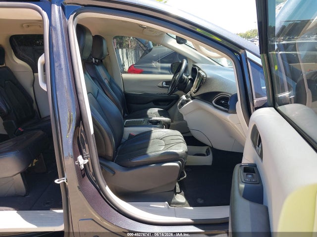 45276741 :رقم المزاد ، 2C4RC1BG5MR588827 vin ، 2021 Chrysler Pacifica Touring L مزاد بيع