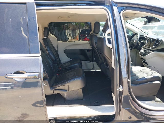45276741 :رقم المزاد ، 2C4RC1BG5MR588827 vin ، 2021 Chrysler Pacifica Touring L مزاد بيع