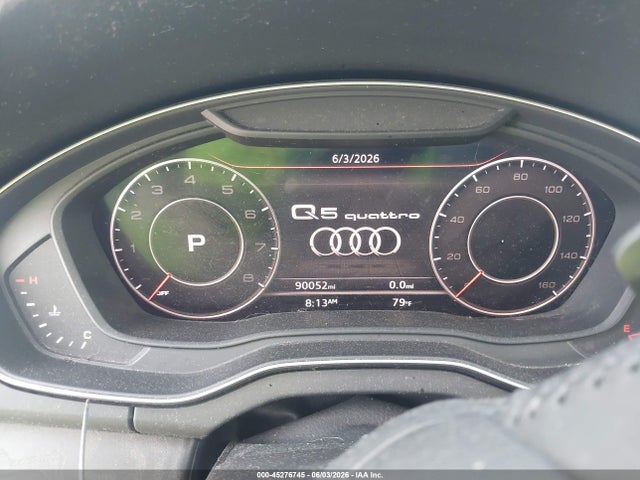 WA1CNAFY0J2126943 Audi Q5 2.0t Premium/2.0t Tech Premium