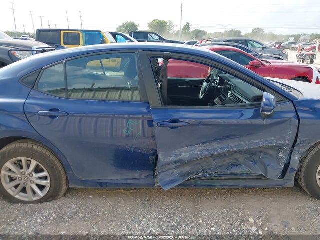 45276758 :رقم المزاد ، 4T1DAACK3SU157157 vin ، 2025 Toyota Camry Le مزاد بيع
