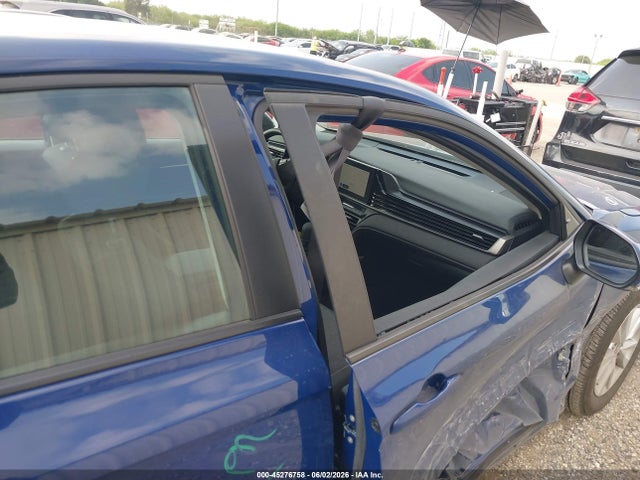45276758 :رقم المزاد ، 4T1DAACK3SU157157 vin ، 2025 Toyota Camry Le مزاد بيع
