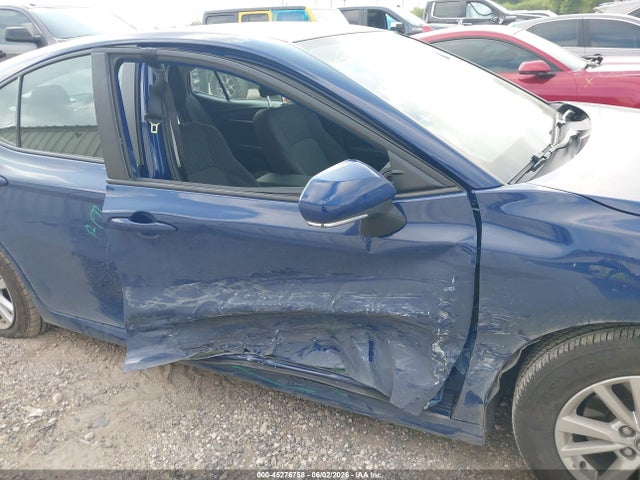 45276758 :رقم المزاد ، 4T1DAACK3SU157157 vin ، 2025 Toyota Camry Le مزاد بيع
