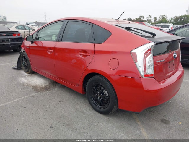 45276762 :رقم المزاد ، JTDKN3DU5F2002834 vin ، 2015 Toyota Prius Two مزاد بيع