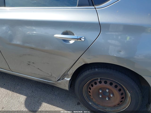 2014 Nissan Sentra Sv მანქანა იყიდება აუქციონზე, vin: 3N1AB7AP1EY233968, აუქციონის ნომერი: 45276831