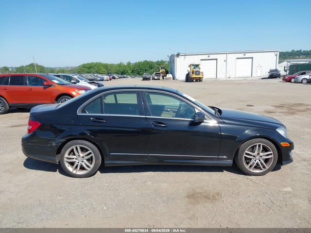 45276834 :رقم المزاد ، WDDGF8AB7DG115595 vin ، 2013 Mercedes-benz C 300 Sport 4matic مزاد بيع