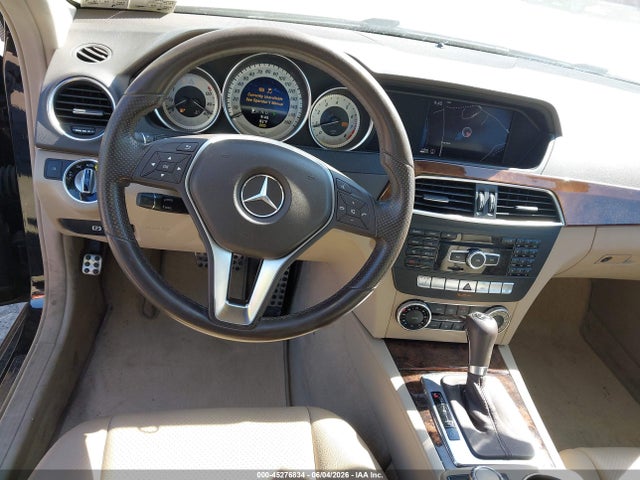 45276834 :رقم المزاد ، WDDGF8AB7DG115595 vin ، 2013 Mercedes-benz C 300 Sport 4matic مزاد بيع