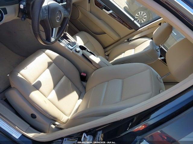 45276834 :رقم المزاد ، WDDGF8AB7DG115595 vin ، 2013 Mercedes-benz C 300 Sport 4matic مزاد بيع
