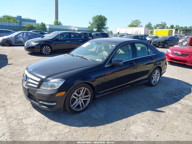 45276834 :رقم المزاد ، WDDGF8AB7DG115595 vin ، 2013 Mercedes-benz C 300 Sport 4matic مزاد بيع
