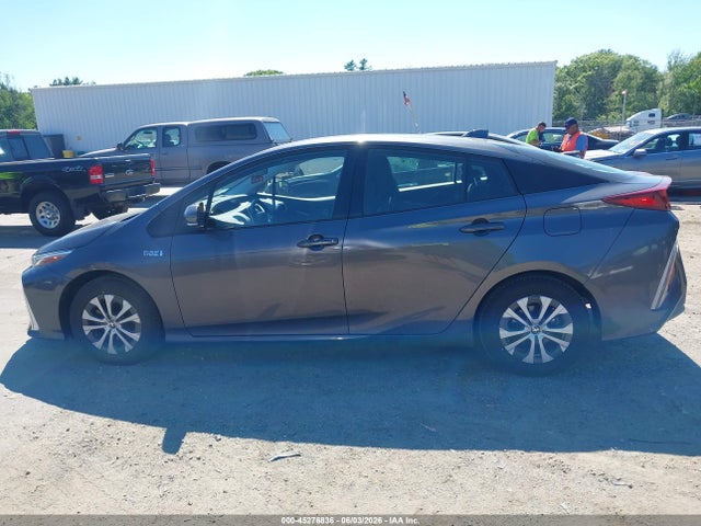 Toyota Prius Prime Le 2020 JTDKARFP0L3141958 Image 15