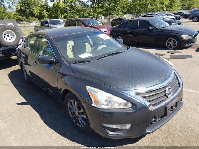 Nissan Altima 2.5 S 2015 1N4AL3AP9FC461574 головне зображення