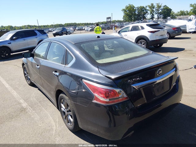 Nissan Altima 2.5 S 2015 1N4AL3AP9FC461574 Image 3