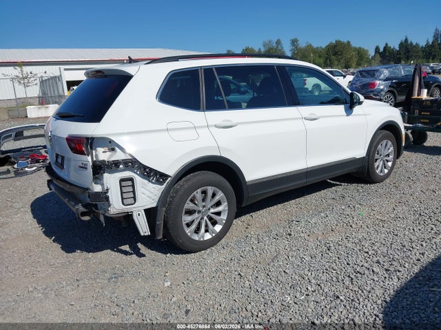 3VV2B7AX6JM137466 Volkswagen Tiguan 2.0t Se/2.0t Sel