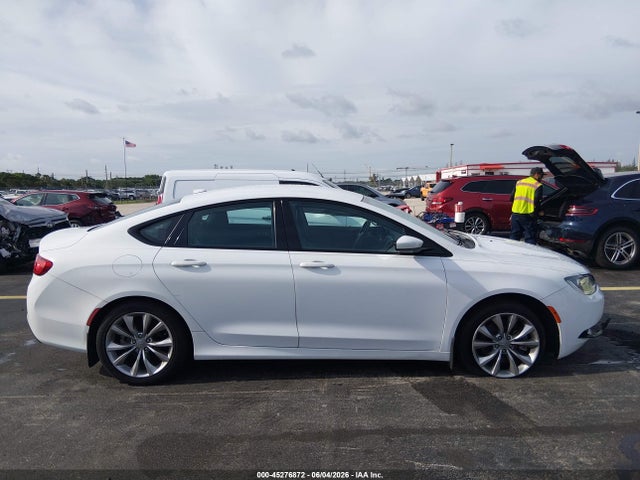 Продажа на аукционе авто 2015 Chrysler 200 S, vin: 1C3CCCDG8FN630359, номер лота: 45276872