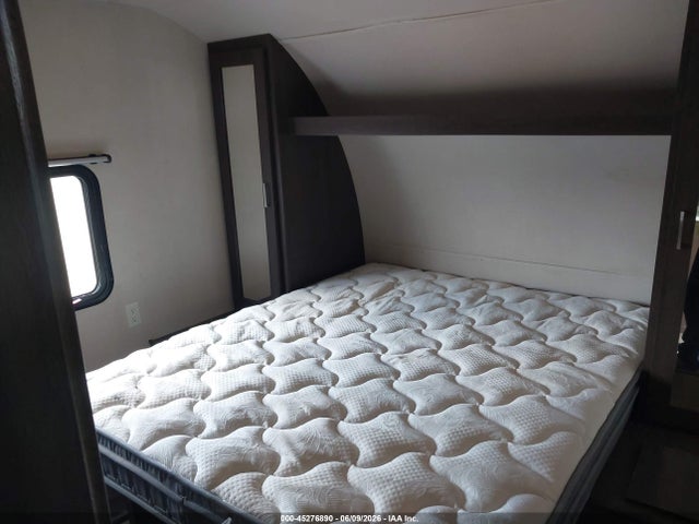 Продажа на аукционе авто 2019 Forest River Salem, vin: 4X4TSMF24KA323529, номер лота: 45276890