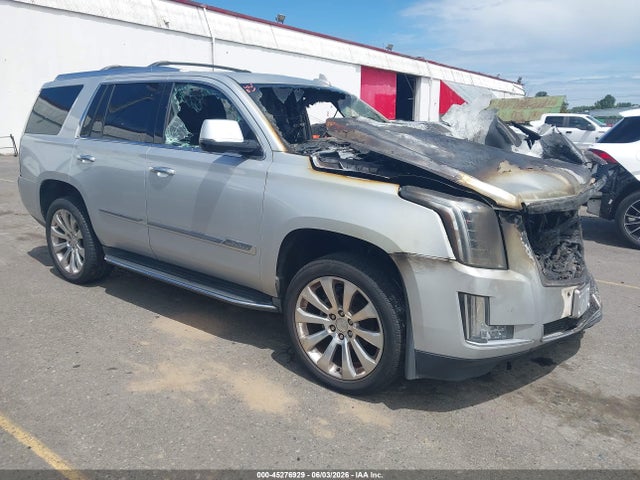 Cadillac Escalade Luxury Collection 2016 1GYS4BKJ6GR452713 main image